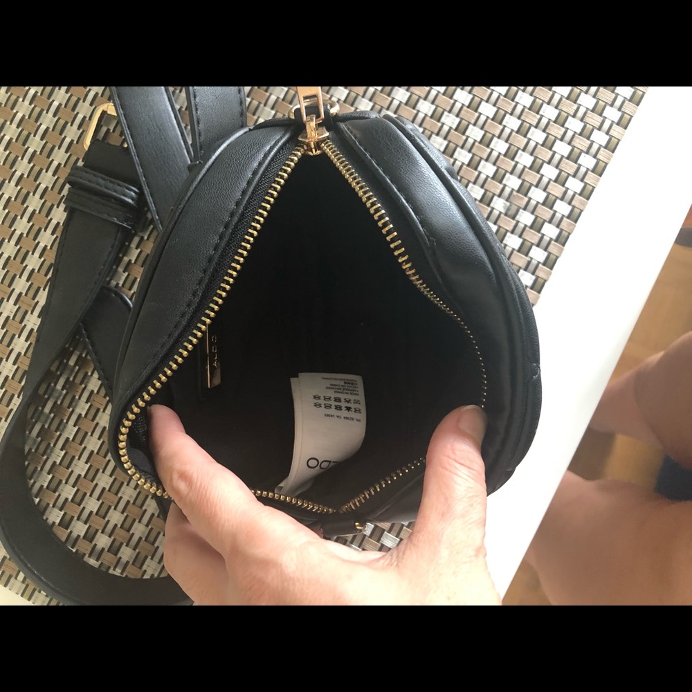Bag - Picture 2 of 2